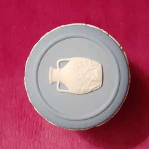 Vintage Wedgewood Jasperware Trinket Box